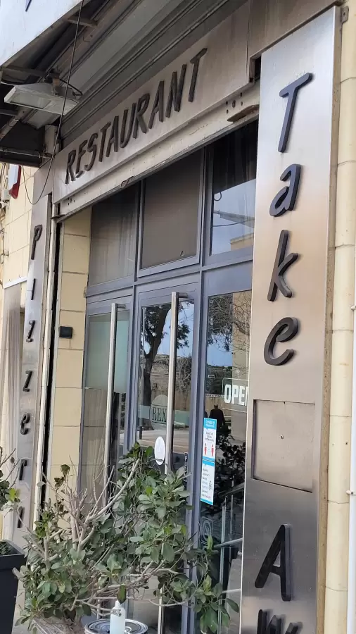 Rexy Restaurant