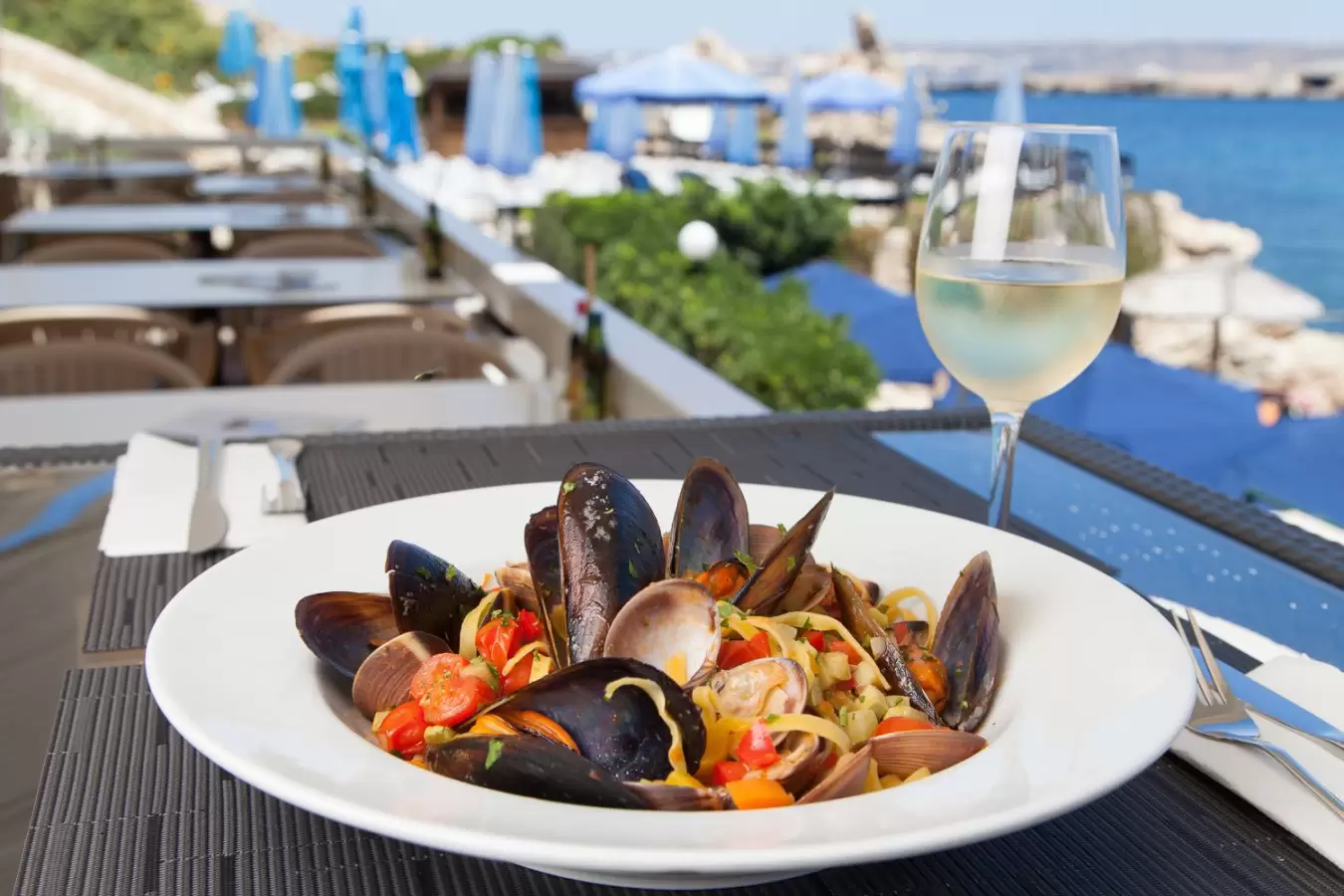 Paradise Bay Restaurant & Lido