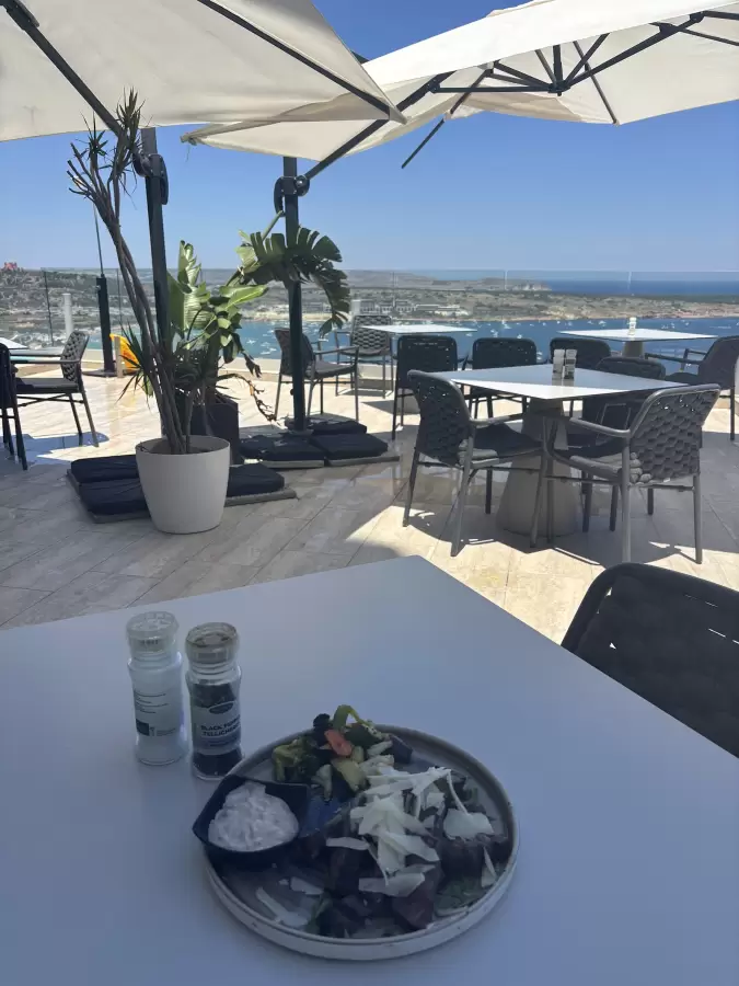 Tramonto Cafe Bistro