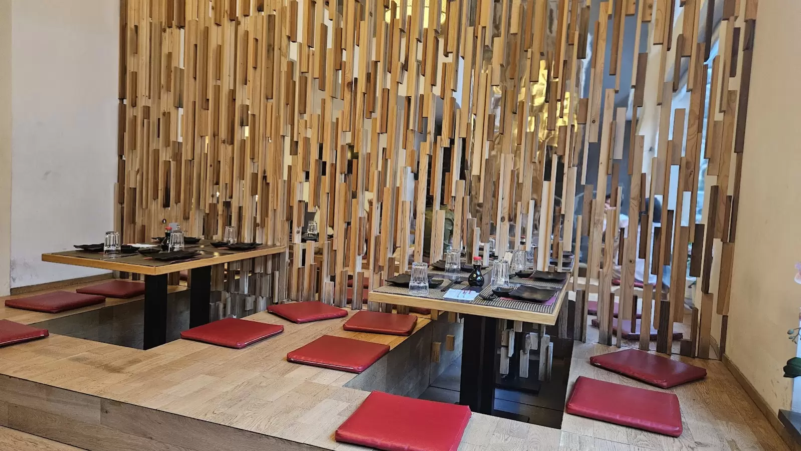 Koi sushi&asian restaurant